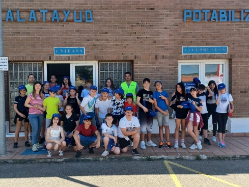 Ir a la noticia Más de 120 alumnos bilbilitanos visitan la potabilizadora de Calatayud durante la Semana del Medio Ambiente