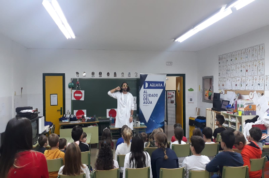 Ir a la noticia Aquara llevan el programa Aqualogía a las aulas de Primaria de Alcañiz, Valmuel, Puigmoreno, Alfajarín, Cadrete y Villamayor